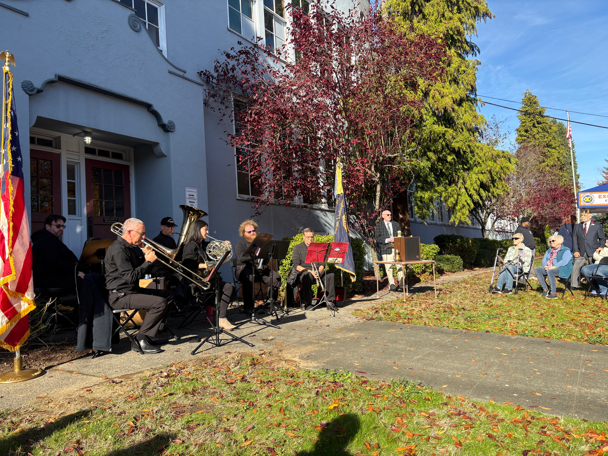 Neighbors Unite at Sunnydale to Honor Local Veterans