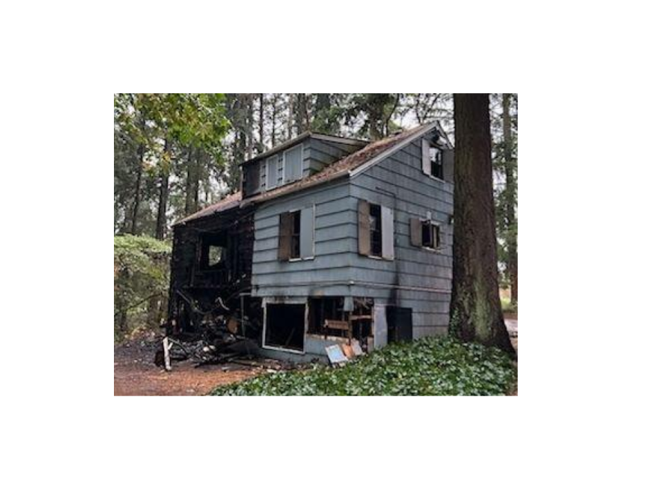 Fire Destroys House in Burien’s Dottie Harper Park; Arson suspected