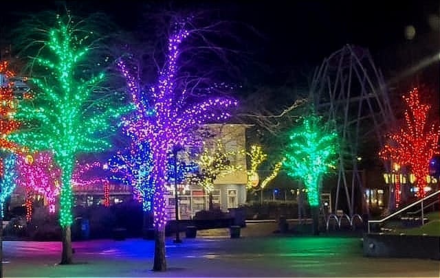 ‘It's a Wonderful Burien’ Returns for 2025