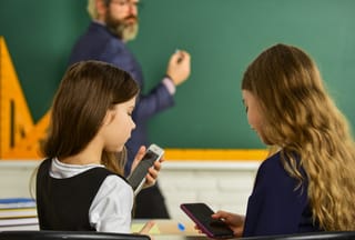 Why Wait? Highline Students Deserve Smartphone-Free Schools Now